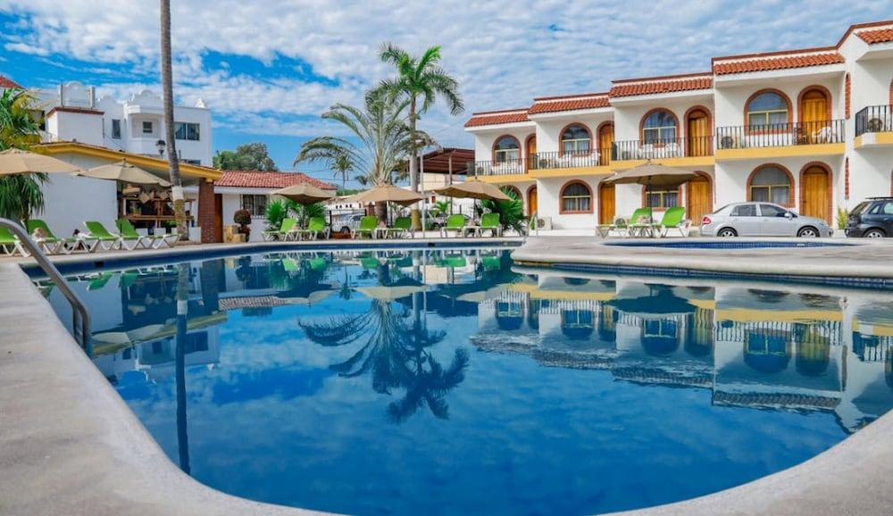 Costa Alegre Hotel & Suites Rincón de Guayabitos Eksteriør bilde